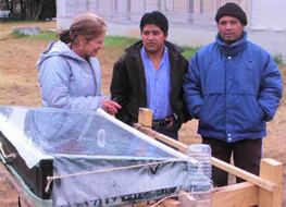 Discussing solar distillation with indigenous students: Chiapas, Mexico 